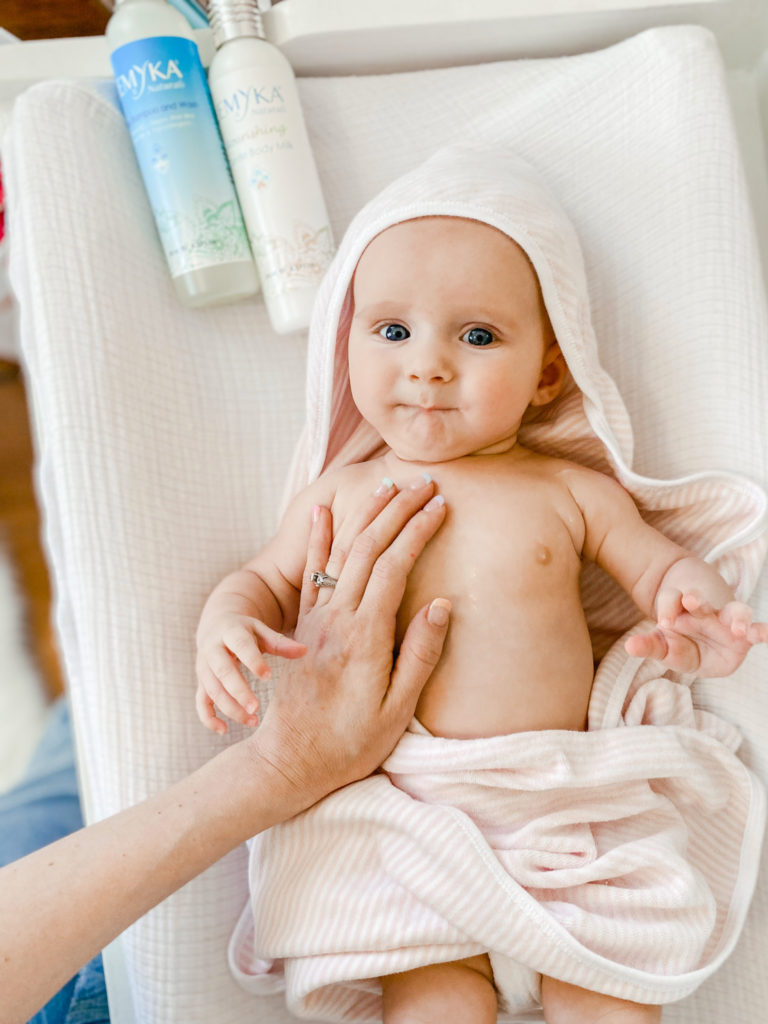 how to bathe a baby